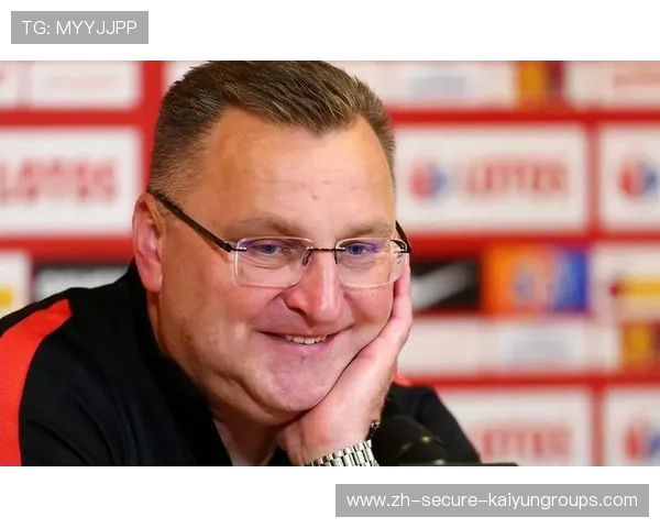 主帅怒喷球队:有人配不上穿这件球衣! 主帅怒喷球队:有人配不上穿这件球衣!